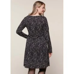 EQL Women's Inspired Scoop Neck Long Sleeve Dress - Black Horseshoe Branches -Kensington Shop 585359 800 800