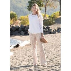 EQL Women's Organic Cotton Mesh Weekender Top - Soft White -Kensington Shop 598312 800 800