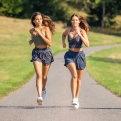 Shires Aubrion Women's Invigorate Sports Bra - Peony -Kensington Shop 618288 800 800