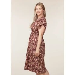 EQL Women's Inspired V-Neck Dress - Sangria Hoofprint Meadow -Kensington Shop 645024 800 800
