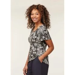 EQL Women's Allure Ecovero Short Sleeve Top - Black Eq Lace -Kensington Shop 645302 800 800