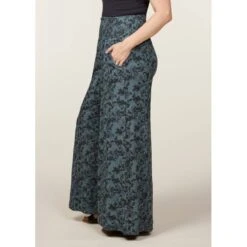 EQL Women's Soft Sweep Wide Leg Print Pant - Bluegrass Countryside -Kensington Shop 645401 800 800