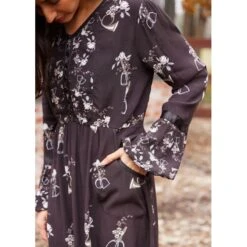 EQL Women's Gwenyth Ecovero Tunic Dress - Java Hunt Field Floral -Kensington Shop 694577 800 800